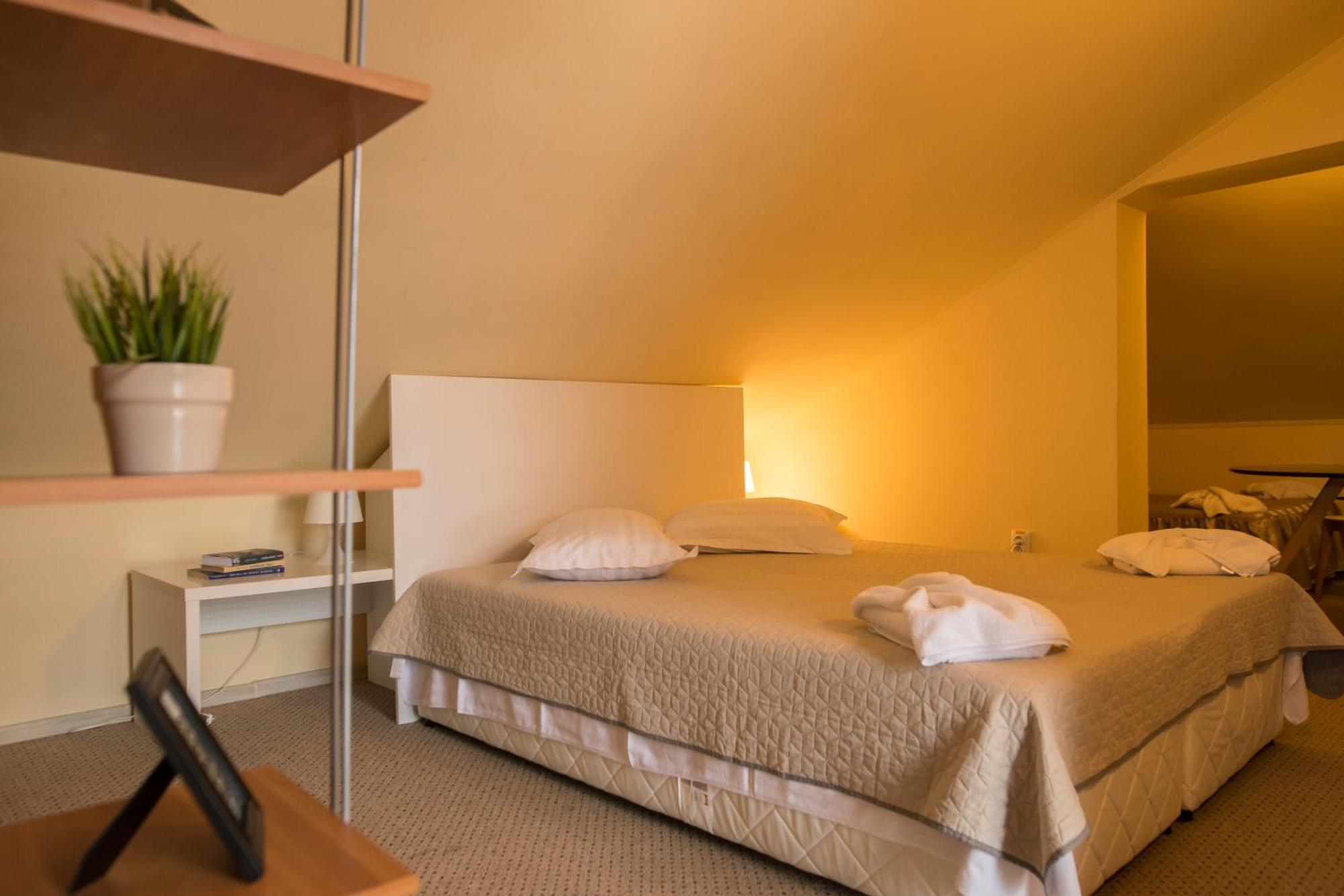 Pensiunea 4 Salcii Băltenii de Sus Habitación foto